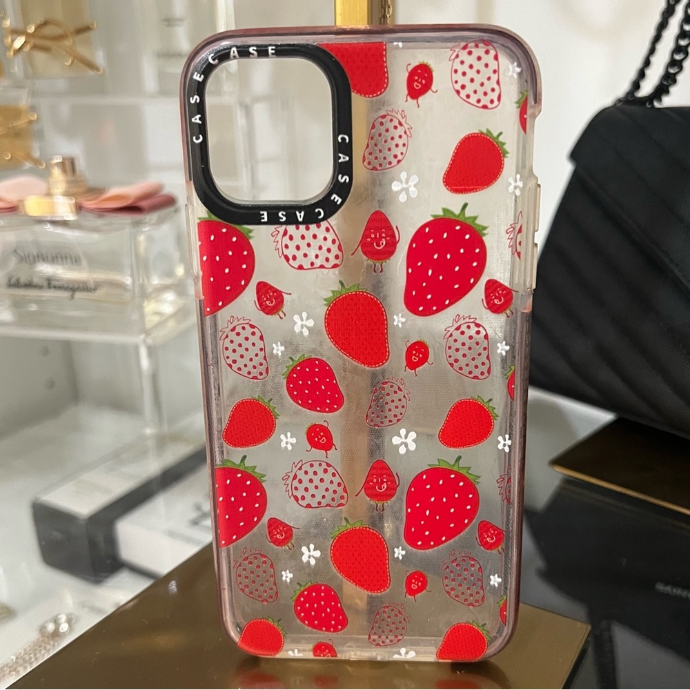 Strawberry phone case IPhone 11